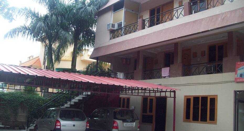 Raj Pal Hotel, Dehradun 1